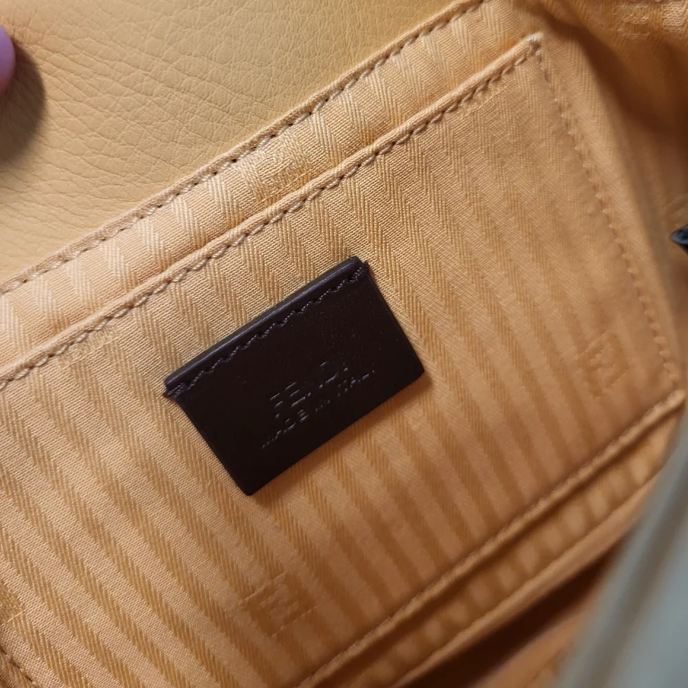 AUTH Fendi Fendista Pochette with Chain Crossbody bag - Picture 6 of 11